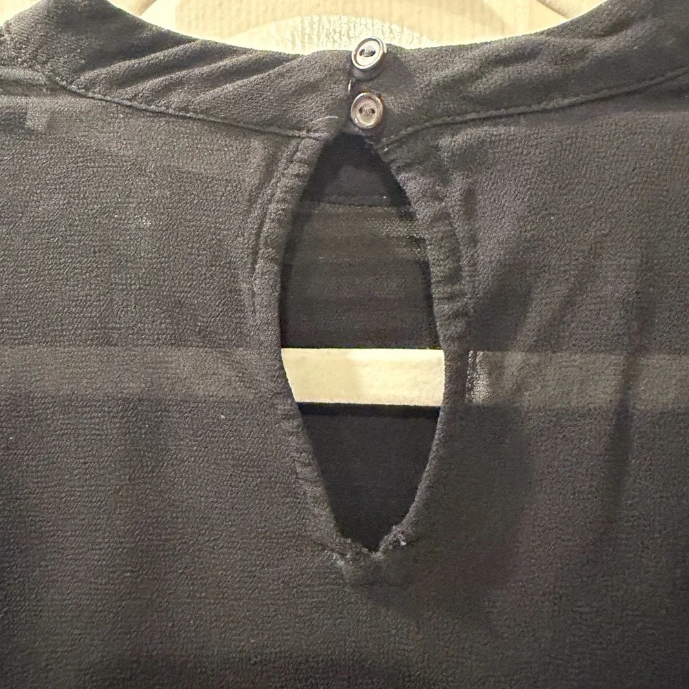ASTR the Label Monarch Black Women's Top, Medium EUC - Picture 8 of 9